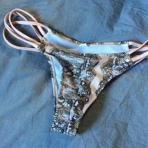 Snakeskin bottom!